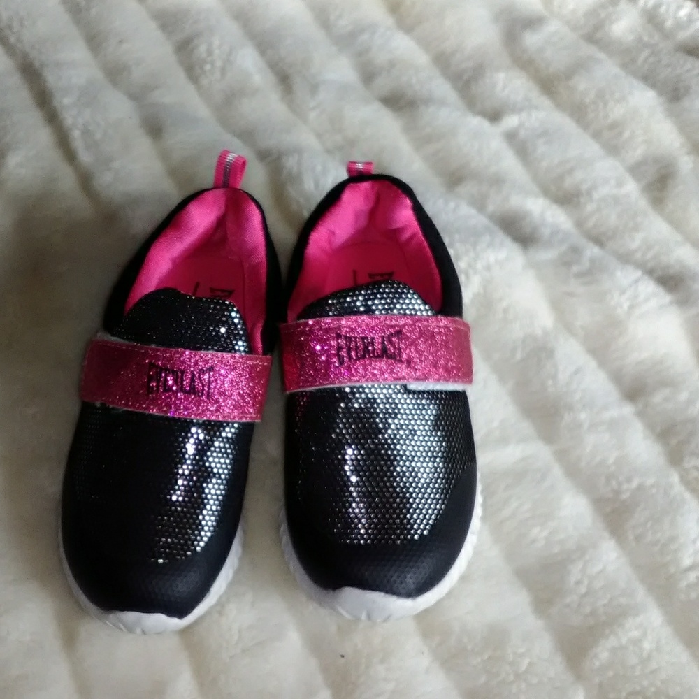 Everlast Black and Hot Pink Toddler Shoes size 10